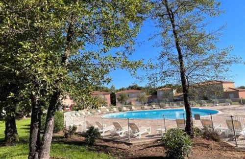 Santa-Maria-Poggio Casa | Villa avec terrasse et vue piscine, proche plage