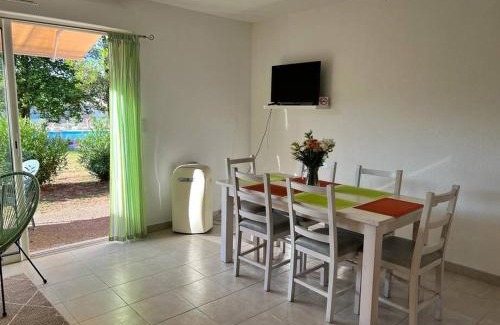 Santa-Maria-Poggio Casa | Villa avec terrasse et vue piscine, proche plage
