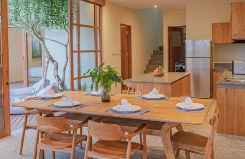 Pererenan Villa | Villa Ayuddha at Anandathu Villas - 3BR Tropical Villa w/Private Pool in Canggu