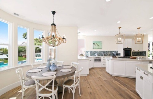 Central Malibu Casa | Villa Azure The Beverly Hills hotel vibe in Malibu
