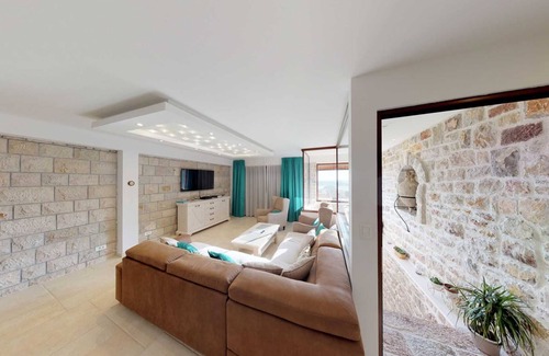 Rozino Villa | Villa Azure Sky - 3 Bedroom Villa