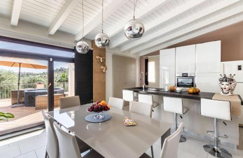 Avola Villa | Villa Badessa