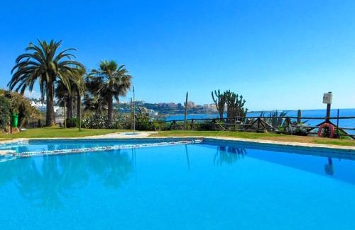 Estepona Casa | VILLA BAHIA AZUL