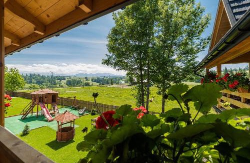 Czarny Dunajec Apartamento | Villa Baranówka - apartamenty z widokiem na Giewont, w paśmie Gubałówki by ShortStayPoland