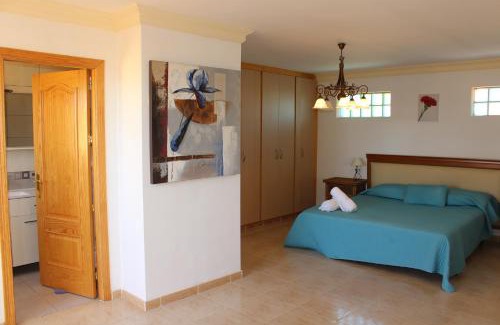 Nueva Milla de Oro Villa | Villa Bart