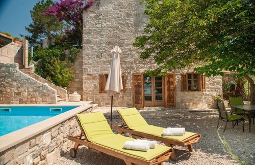 Orebic Villa | Villa Mare frente a la playa con piscina privada con agua salada, de lado a la playa en Orebic - Peljesac