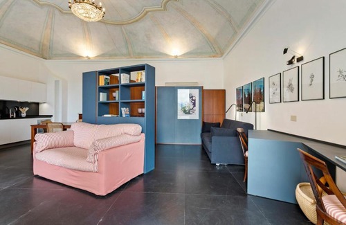 Menaggio Apartamento | Villa Bel Faggio Apartment by Halldis