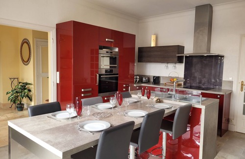 Montignac Villa | Villa Beautiful View On Lascaux