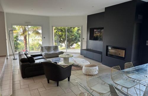 Le Mans Casa | Villa Belvédère - Jacuzzi, Billard & Vue