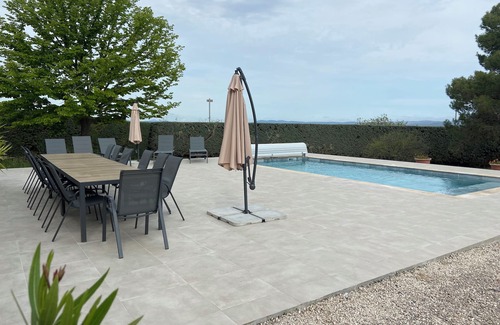 Clermont-l'Herault Casa | VILLA BETWEEN LAND AND SEA