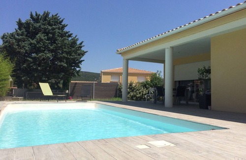 Montpeyroux Villa | Villa entre mar y matorral, en el corazón de Herault