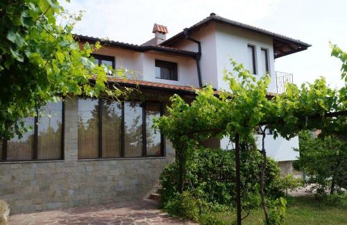 Trakata Villa | Villa Bignonia