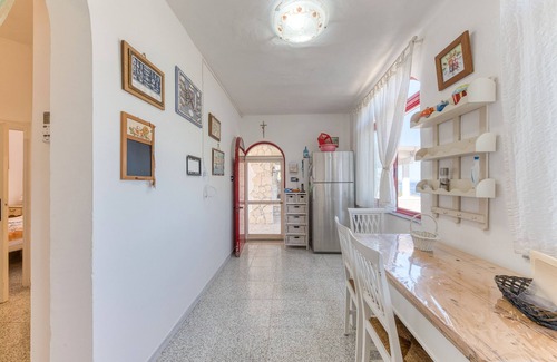 Diso Villa | Villa 'Bissu' con vistas al mar, terraza privada y aire acondicionado