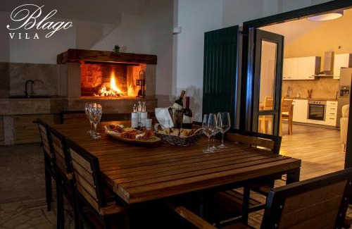 Trn Villa | Villa Blago