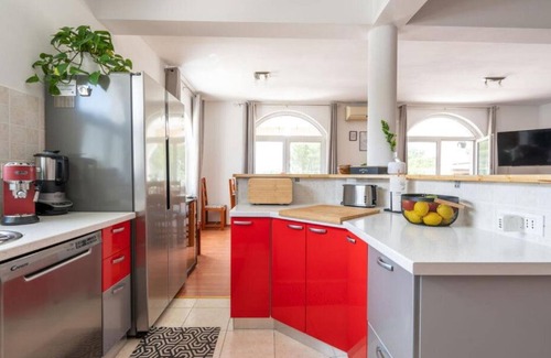 Rudine Casa | Villa Bliss Kastela - Holiday Home Villa