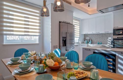 Sumartin Villa | Villa Blu Brac A Beautiful 3 Bedroom Villa A Stones Throw To The Beach