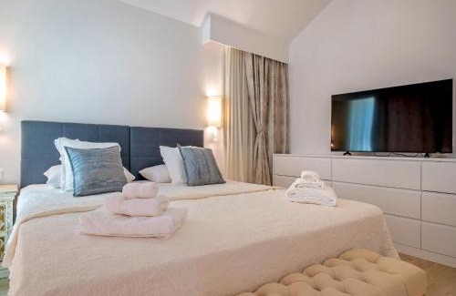 Sumartin Villa | Villa Blu Brac A Beautiful 3 Bedroom Villa A Stones Throw To The Beach