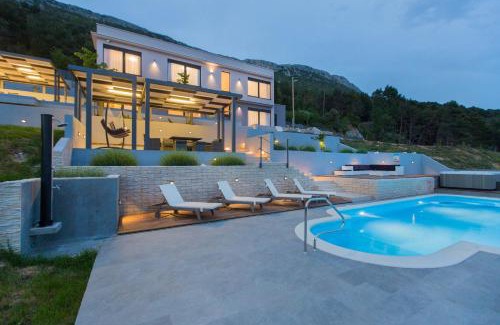 Kastel Stari Villa | Villa Blue Hill