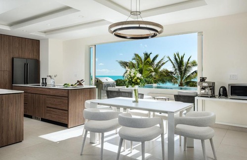 Long Bay Villa | Villa Blue Lagoon