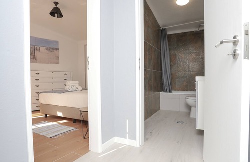 Setubal Villa | Villa "Bocage" en el centro histórico con terraza privada y Wi-Fi