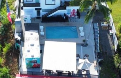 Cabo Rojo Casa | Villa Boho Motorhome