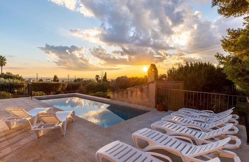 Sa Cabaneta Villa | "Bon Viure" vistas al mar, Wi-Fi, a/c, piscina, jardín y terrazas; aparcamiento disponible