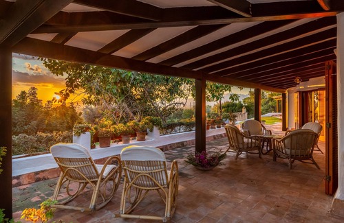 Sa Cabaneta Villa | "Bon Viure" vistas al mar, Wi-Fi, a/c, piscina, jardín y terrazas; aparcamiento disponible