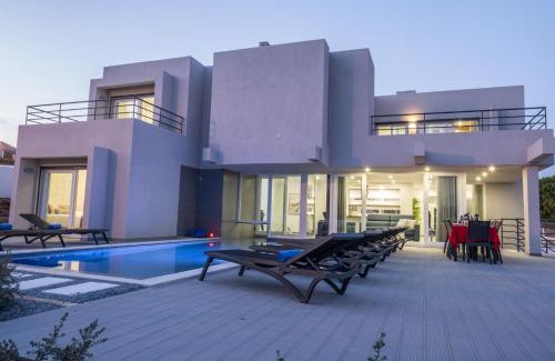 Armacao de Pera Villa | Villa Bonita Brenda by Algarve Vacation