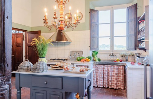 Lucca Villa | Villa Borbone - perched on the Lucca Hills