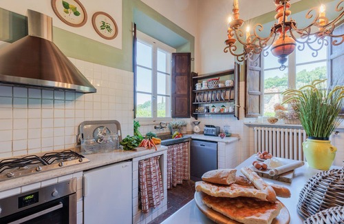 Lucca Villa | Villa Borbone - perched on the Lucca Hills
