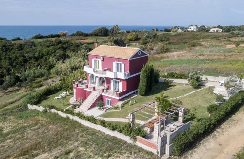 Marathias Apartamento | Villa Botzi-The house on the hill
