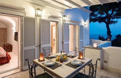 Marina Piccola Apartamento | Villa Bougainvillea - Luxury Capri Villa With Views