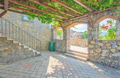 Yesiluzumlu Villa | Villa Bremar (Villa dúplex de 3 dormitorios, capacidad para 6 personas)