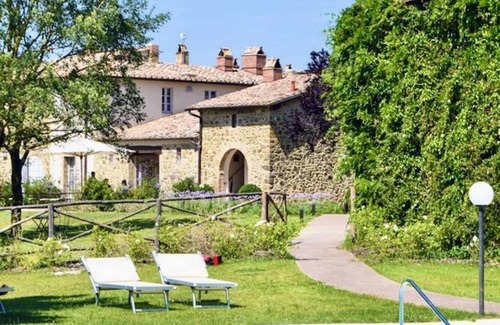 Montalcino Villa | VILLA BRUNELLO - Doce Habitaciones Villa, Capacidad 24