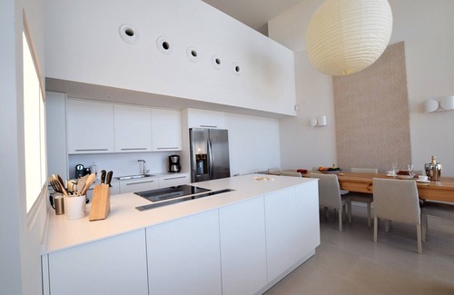 Bolonia Villa | Magnífico chalet de diseño con impresionantes vistas al mar