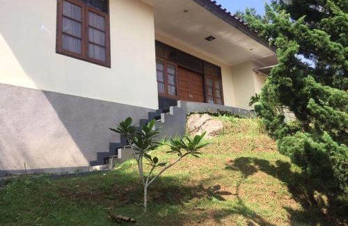 Ciumbuleuit Villa | Villa Bukit Punclut