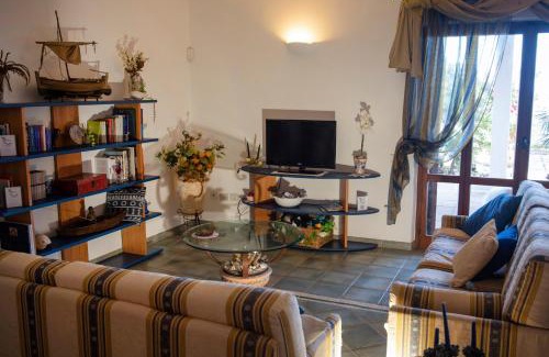 S'oru e Mari Casa | Villa By The Beach