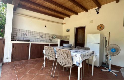 Vulcano Porto Casa | Villa by the Vulcano - 70mq plus large garden and patio