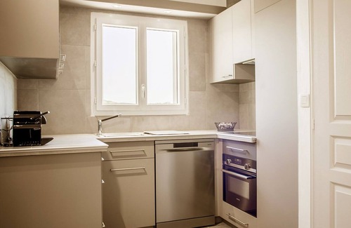 Saint-Maurice-dʼArdeche Villa | Villa-Exclusivo-Baño con bañera-Vista a la Piscina