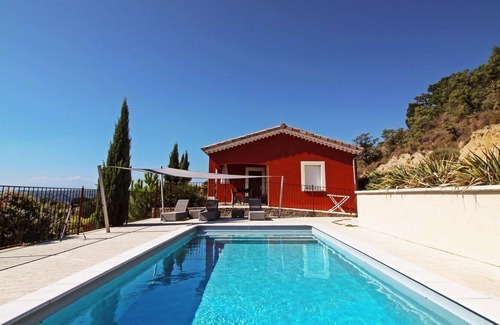 Saint-Maurice-dʼArdeche Villa | Villa-Lujoso-Baño con bañera-Vista a la Montana