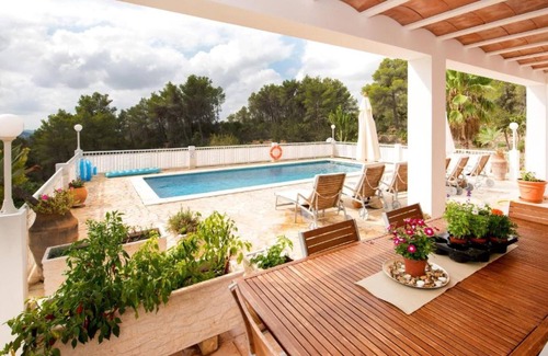 Sant Joan de Labritja Villa | Villa 'Casa Es Socorrat' con vistas a la montaña, Wi-Fi y aire acondicionado
