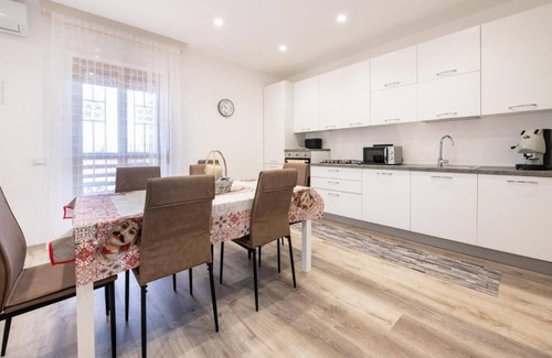 Torre Colonna-sperone Apartamento | Villa carola second floor