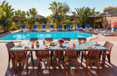 Branqueira Villa | Villa California by Algarve Vacation