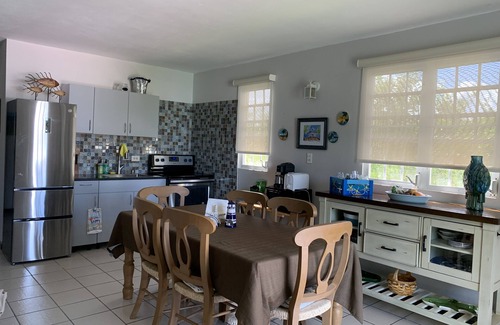 Cabezas Casa | Villa Camelia