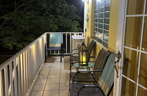 Cabezas Casa | Villa Camelia