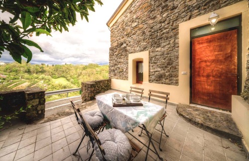 San Terenzo Monti Casa | Villa Canova 8p indoor pool near 5 Terre