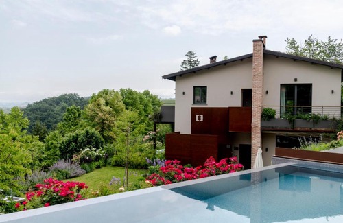 Barolo Apartamento | Villa Carla Suites in Barolo