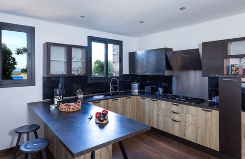 Santa Giulia Villa | Villa Carlo Anto - Cuatro Habitaciones Villa, Capacidad 8