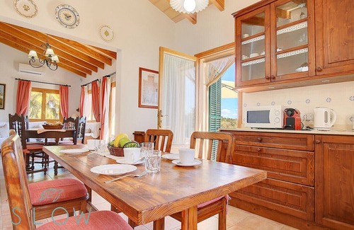 Santa Maria del Cami Villa | Villa Cas Frares con piscina y gran jardín en una ubicación idílica