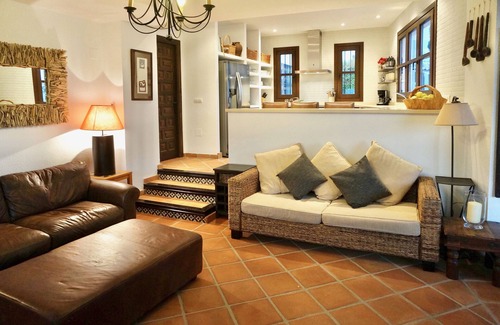 Chimenea Villa | Villa 'Casa Alba' con vistas al mar, Wi-Fi y aire acondicionado